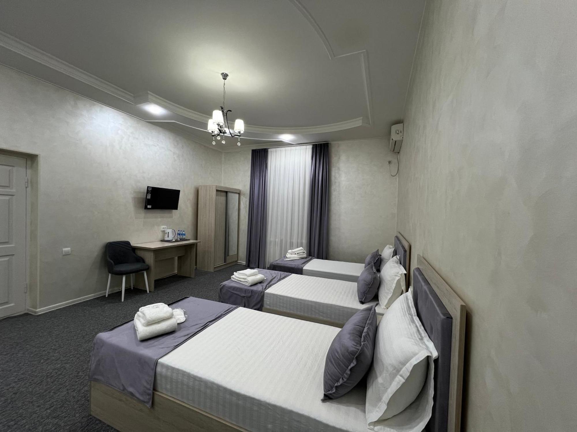 Art Tashkent Hotel Kültér fotó